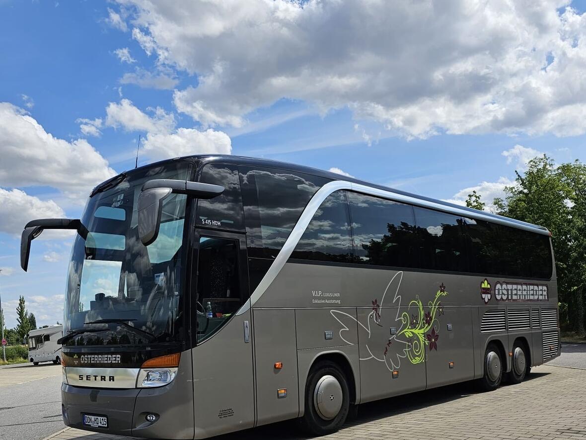luxus-reisebus-typ-setra-s-415-hdh-3-achser_2