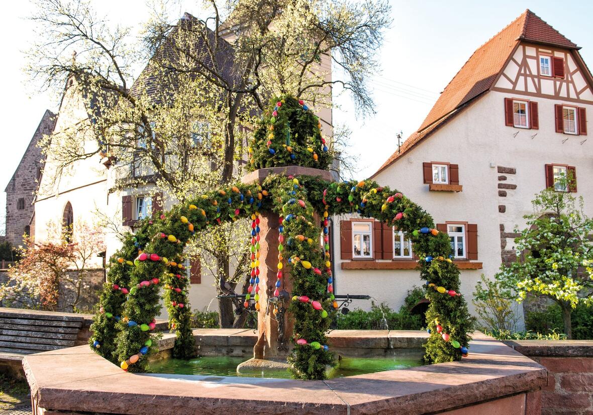 osterbrunnen-in-der-fraenkischen-schweiz-mittwoch-07-april-2021