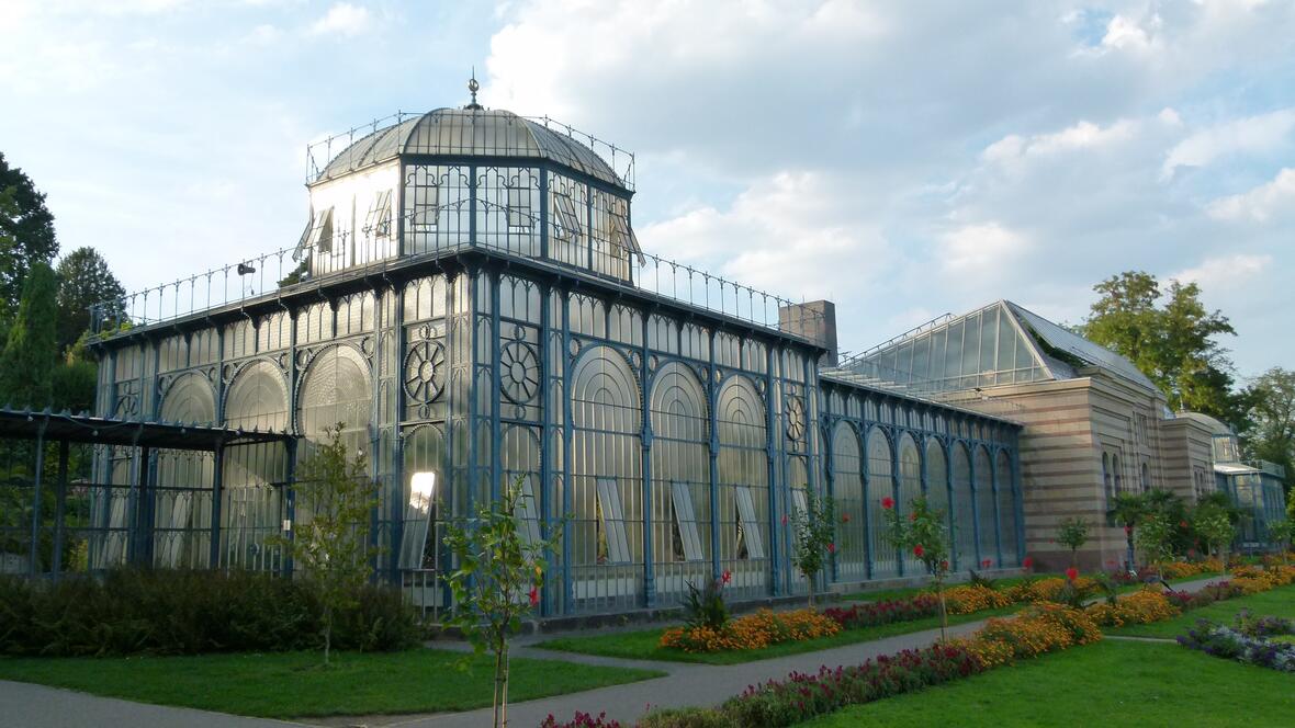 wilhelma_bad-cannstatt-884460_bild-von-wikimediaimages-auf-pixabay